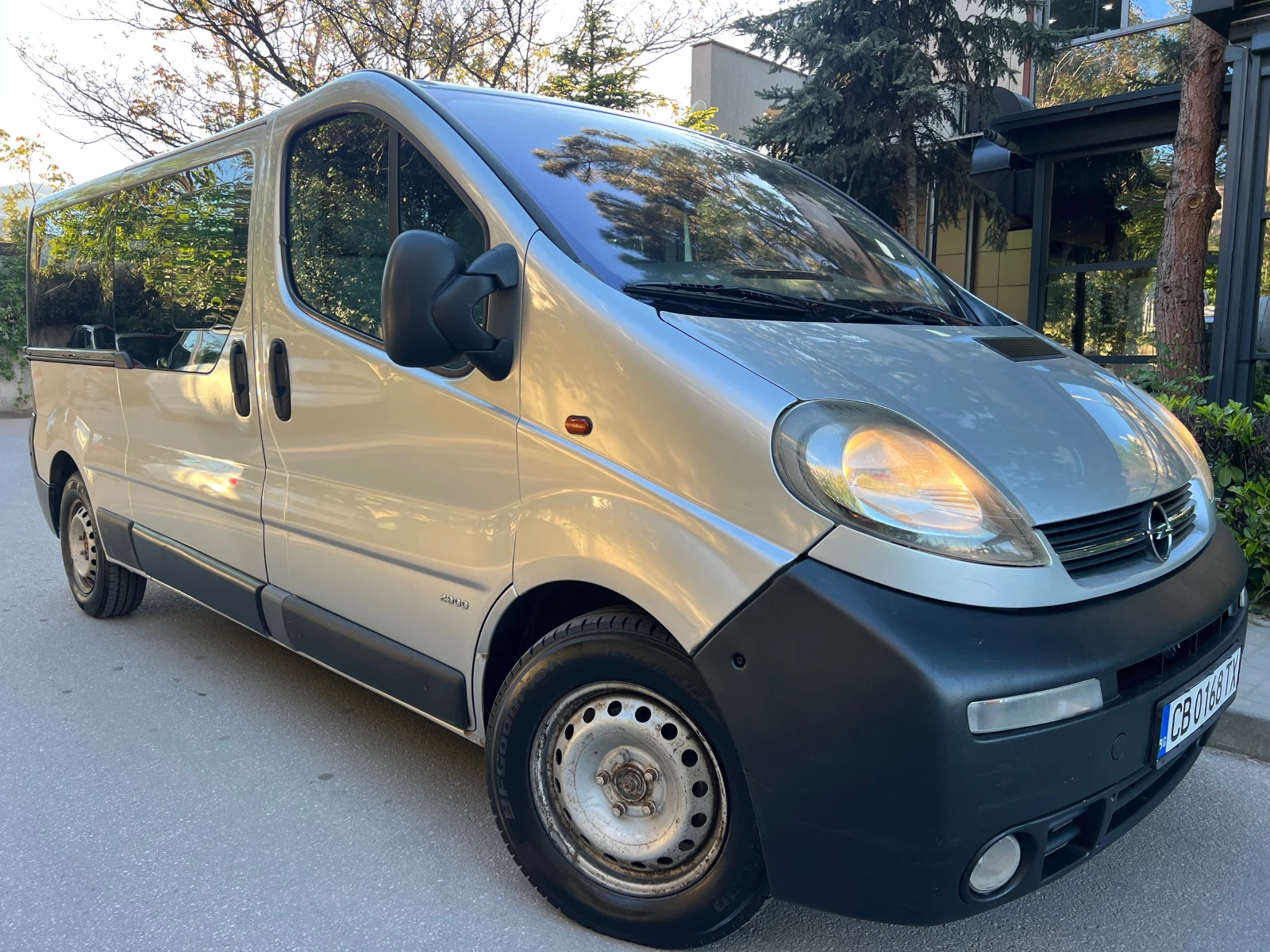 Opel Vivaro 2.5CDTI KLIMATIK/8+ 1/6sk/UNIKAT - изображение 5