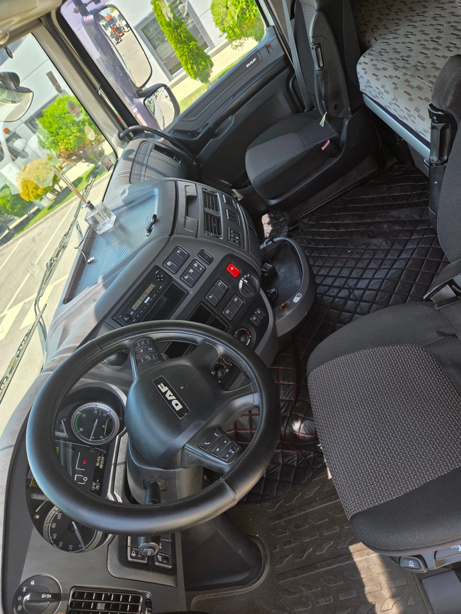 Daf XF МЕГА-РЕТАРДЕР-510к.с.-ОХЛАДИТЕЛ НА КАБИНАТА - изображение 7