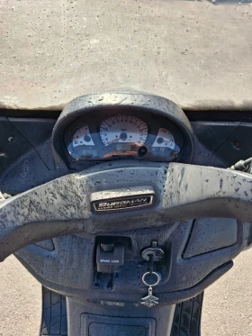 Suzuki Burgman Скутер, снимка 9