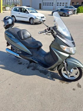 Suzuki Burgman Скутер, снимка 5