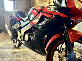Обява за продажба на Honda Cbr 125 R ~3 300 лв. - изображение 3