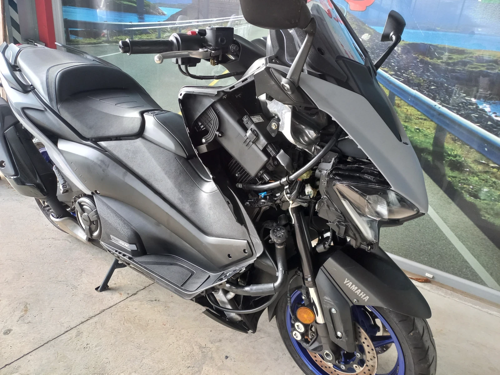 Yamaha T-max 560 ABS LED TC  | Mobile.bg   13