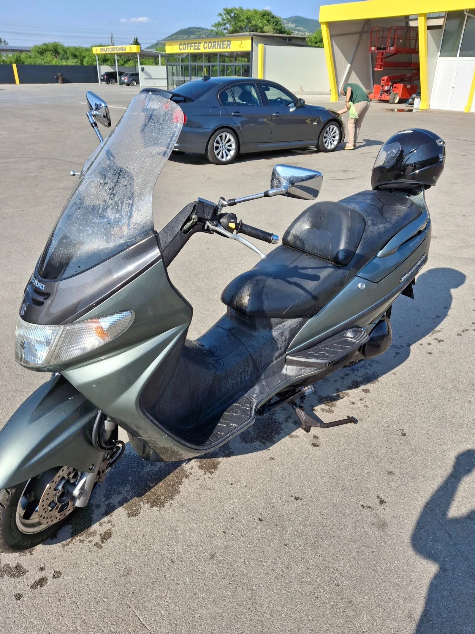 Suzuki Burgman Скутер, снимка 10 - Мотоциклети и мототехника - 53865683