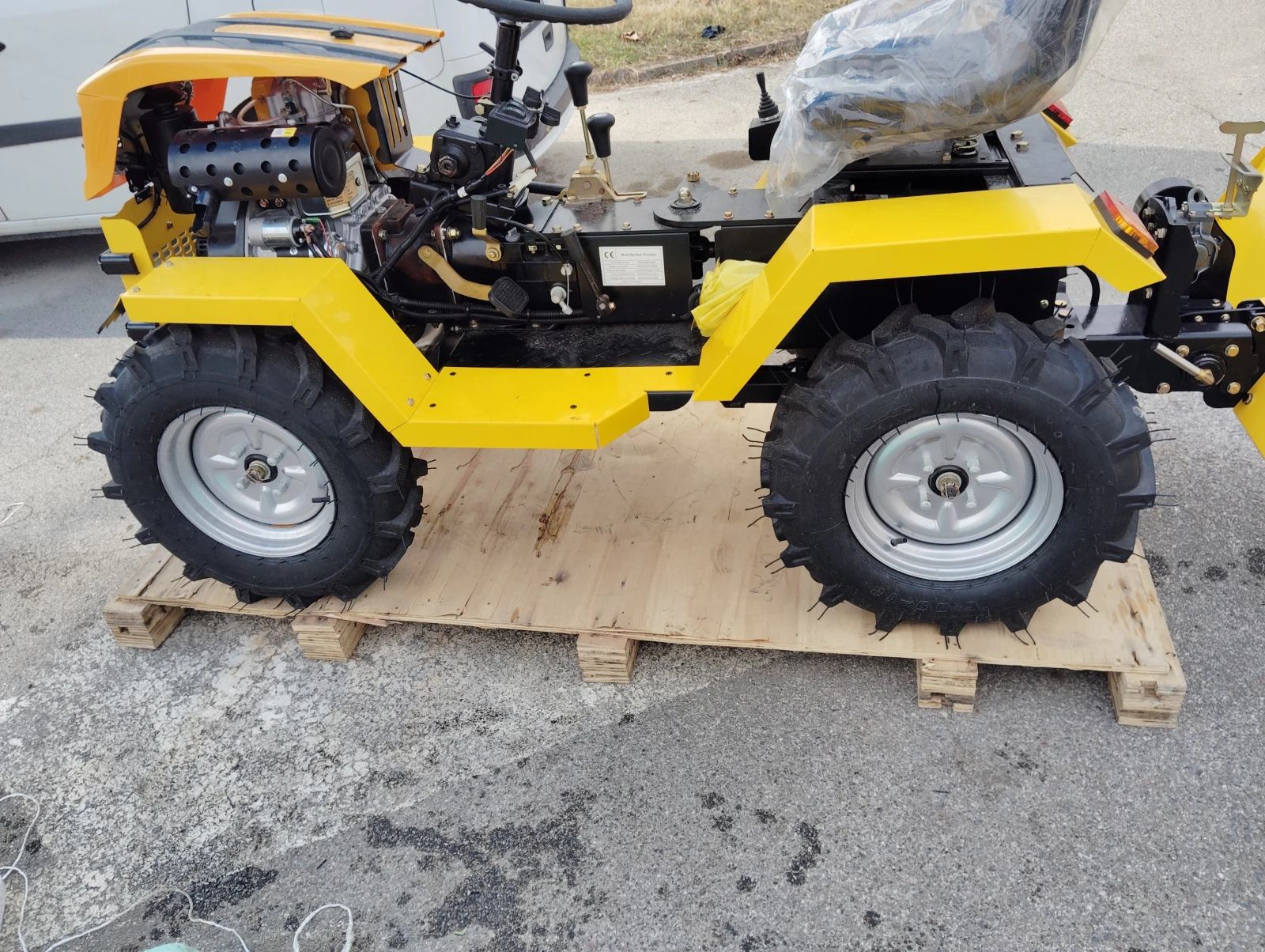 Трактор Друга марка Progarden XS 124 F - изображение 4