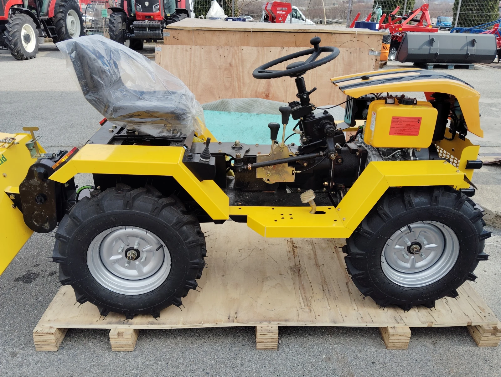 Трактор Друга марка Progarden XS 124 F - изображение 3