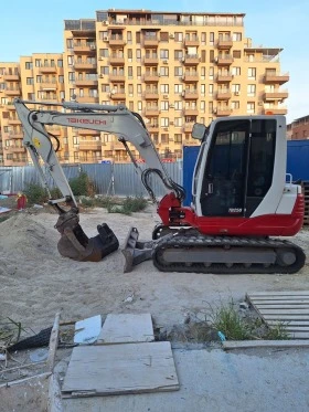 Багер Takeuchi TB 250, снимка 3