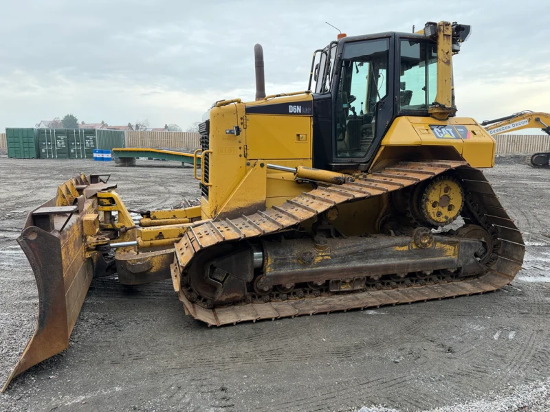 Булдозер Cat D6N LGP, снимка 4 - Индустриална техника - 53187039
