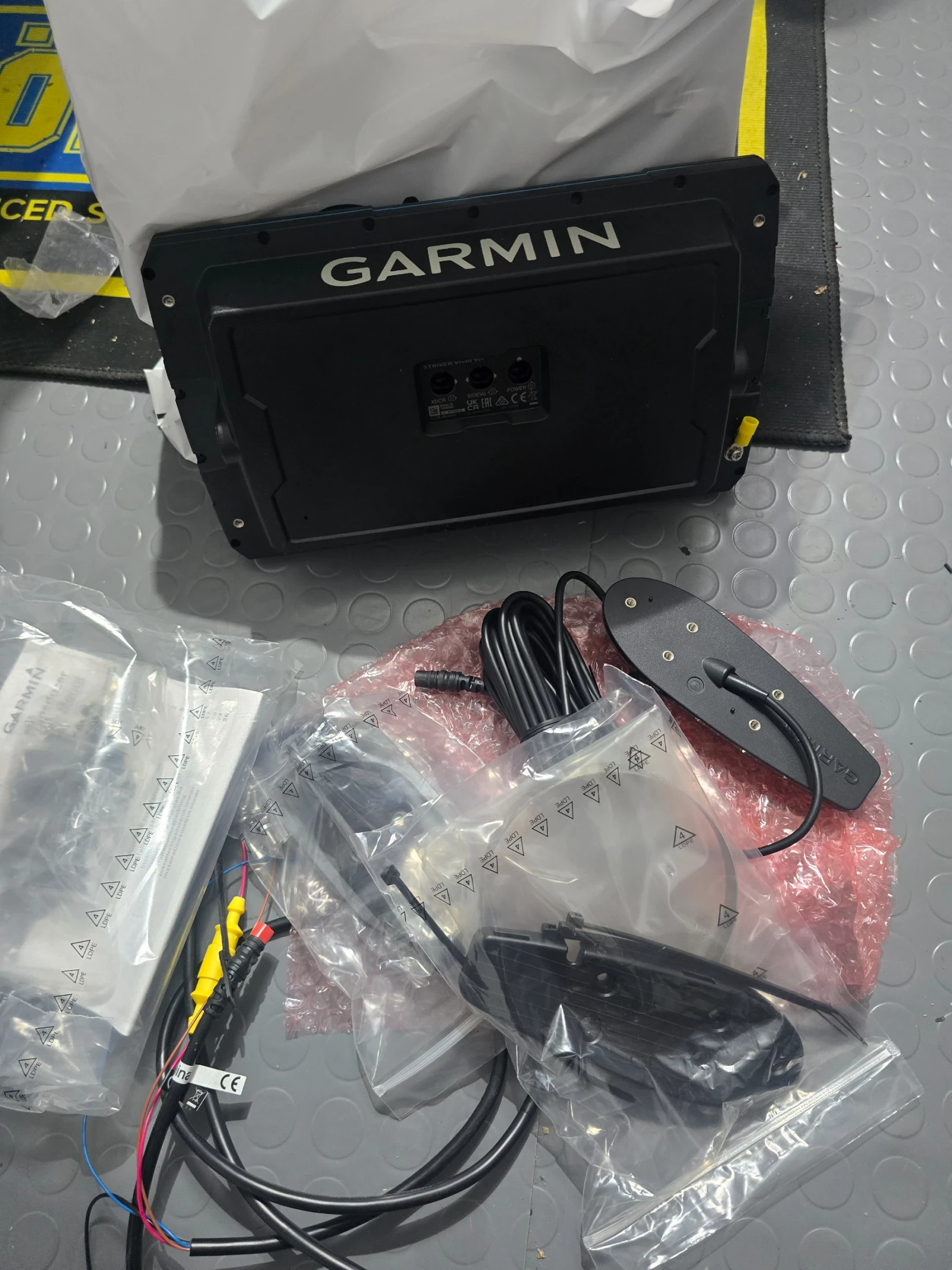Извънбордов двигател Yamaha  suzuki df 6 orizon 3.40 garmin simrad - изображение 8