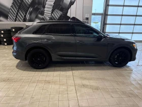 Audi E-Tron Technik  CARFAX, снимка 3
