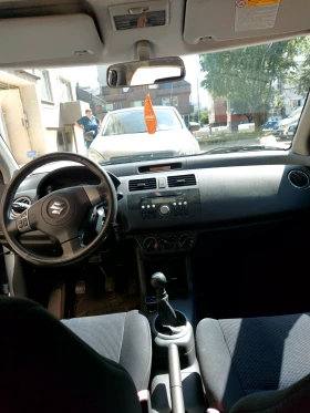 Suzuki Swift 1.3бензин 4х4 , снимка 8