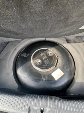 VW Golf 1.6 102коня бензин-газ - 2800 € / 5476.32 лв. - 27393531 13