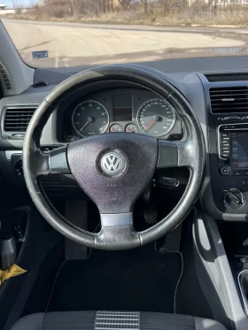 VW Golf 1.6 102коня бензин-газ - 2800 € / 5476.32 лв. - 27393531 5