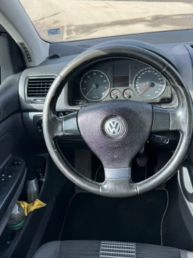 VW Golf 1.6 102коня бензин-газ - 2800 € / 5476.32 лв. - 27393531 8