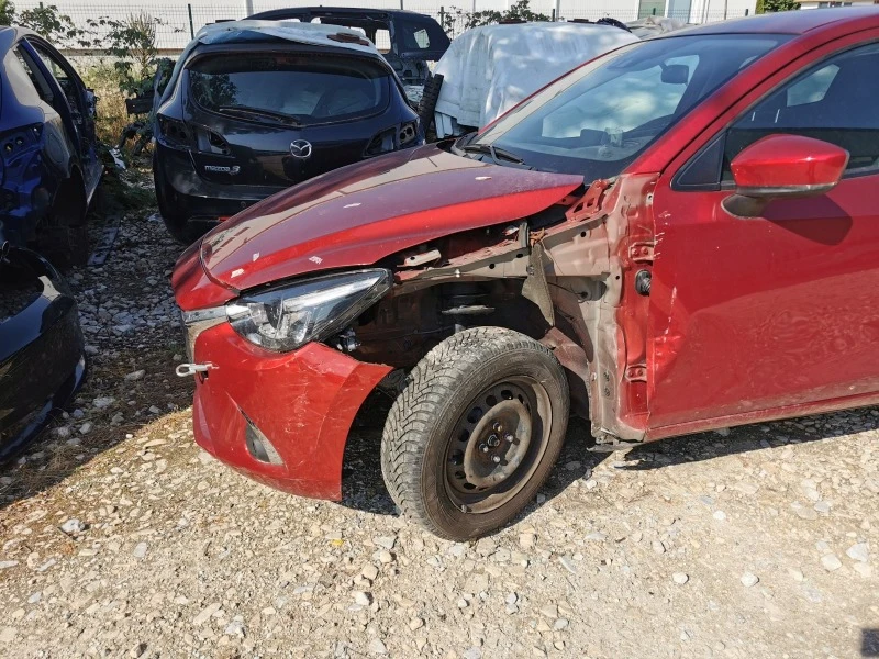 Mazda 2 1.5 SkyactivG , снимка 1 - Автомобили и джипове - 46718156