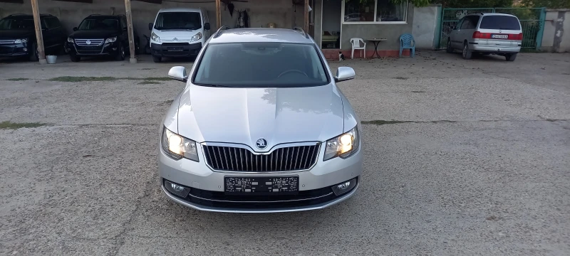 Skoda Superb 2.0TDI 170к.с. 4х4 Швейцария, снимка 3 - Автомобили и джипове - 47388786