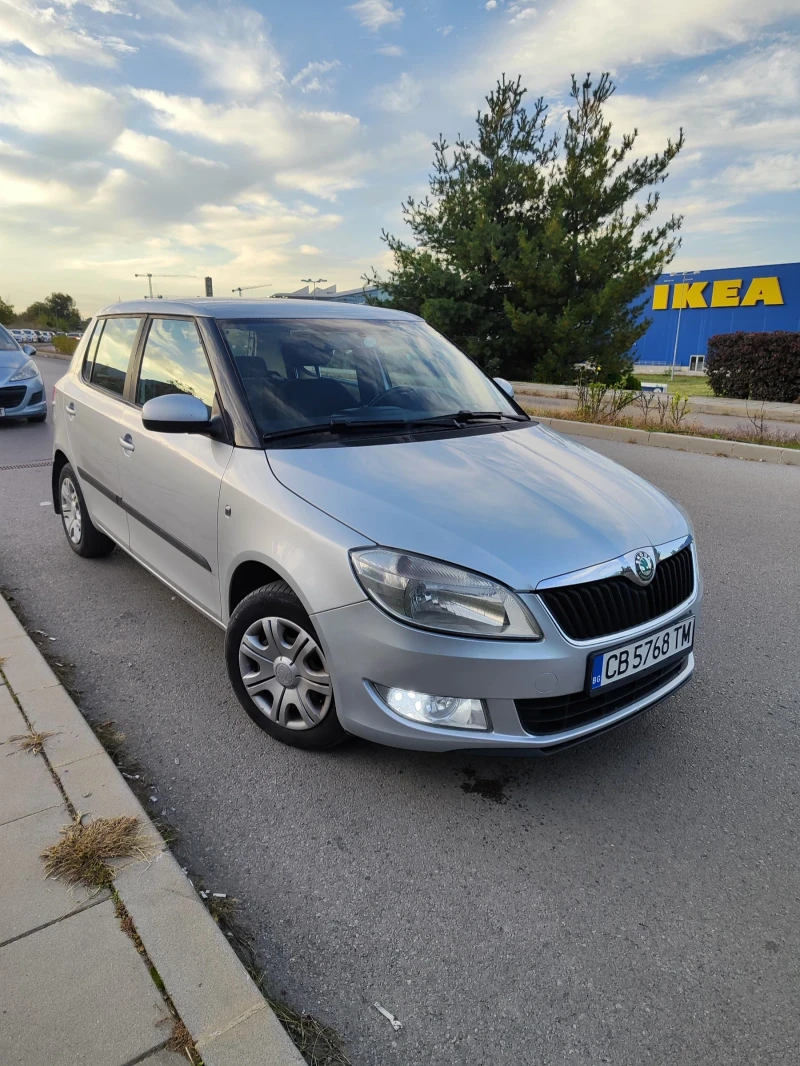 Skoda Fabia 1.4 16V, снимка 2 - Автомобили и джипове - 47538668