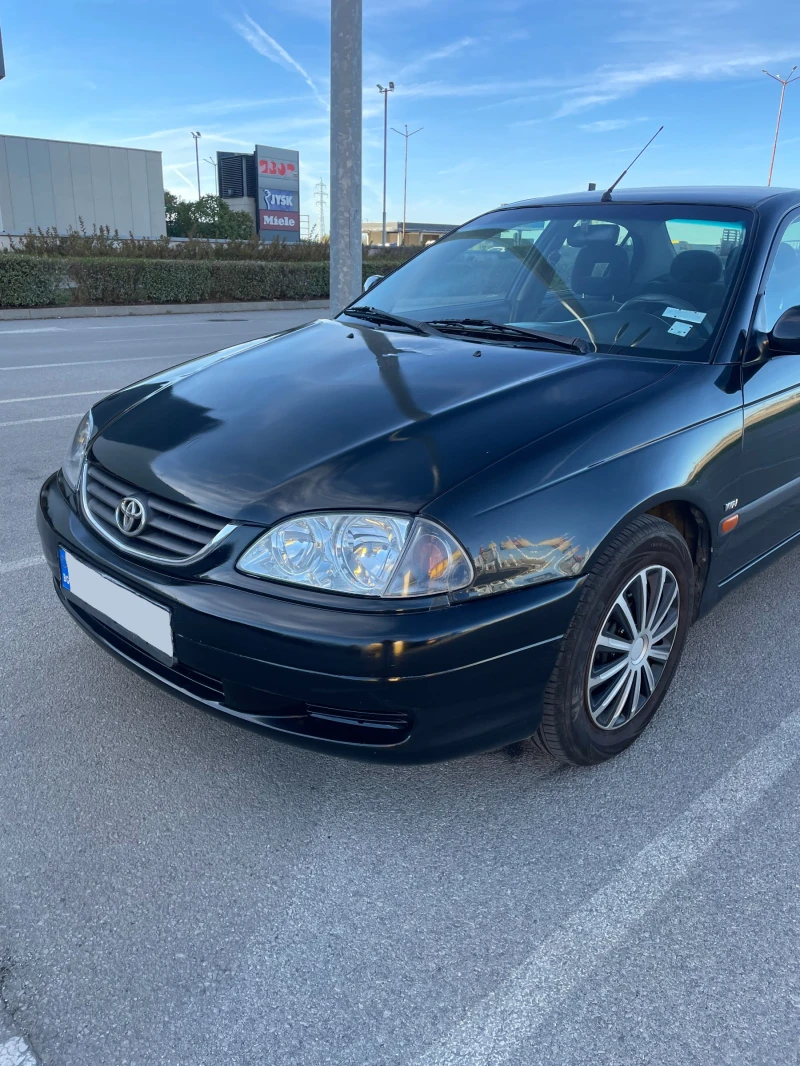 Toyota Avensis, снимка 5 - Автомобили и джипове - 47555925