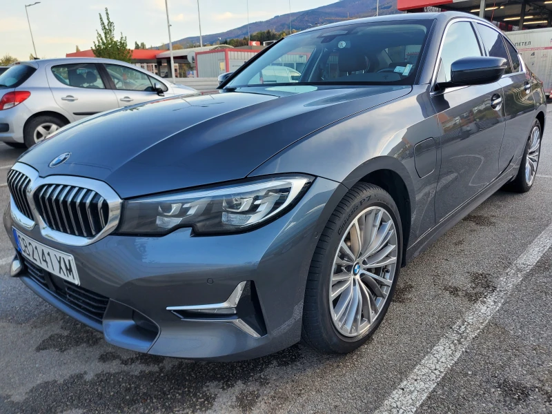 BMW 330, снимка 8 - Автомобили и джипове - 47985799