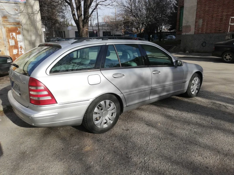 Mercedes-Benz C 270, снимка 4 - Автомобили и джипове - 48904502