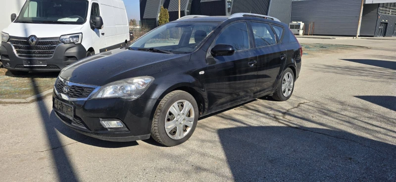 Kia Ceed 1.6CRDI, снимка 2 - Автомобили и джипове - 49234907