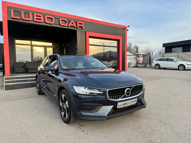 Volvo V60 Cross Country 2.0D-AWD-HEAD UP-HARMAN KARDON-ПАНОРАМА-ТОП, снимка 1 - Автомобили и джипове - 49440060