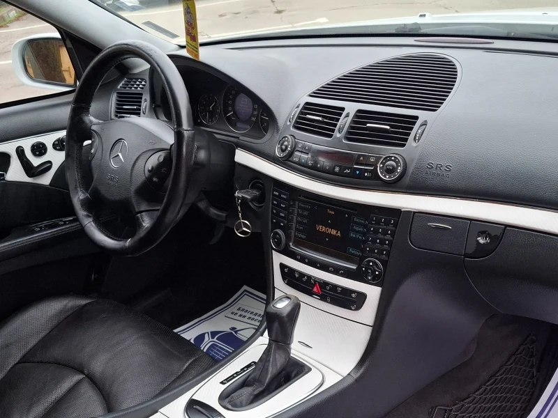 Mercedes-Benz E 220 2.2CDI * AVANTGARD * AMG ПАКЕТ * , снимка 12 - Автомобили и джипове - 52430066