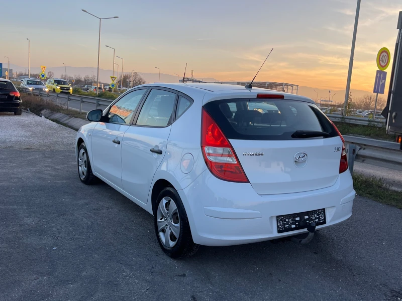 Hyundai I30 ЛИЗИНГ-ГАЗ ИНЖЕКЦИОН-НАВИГАЦИЯ-КЛИМА-ТОП, снимка 6 - Автомобили и джипове - 52816542