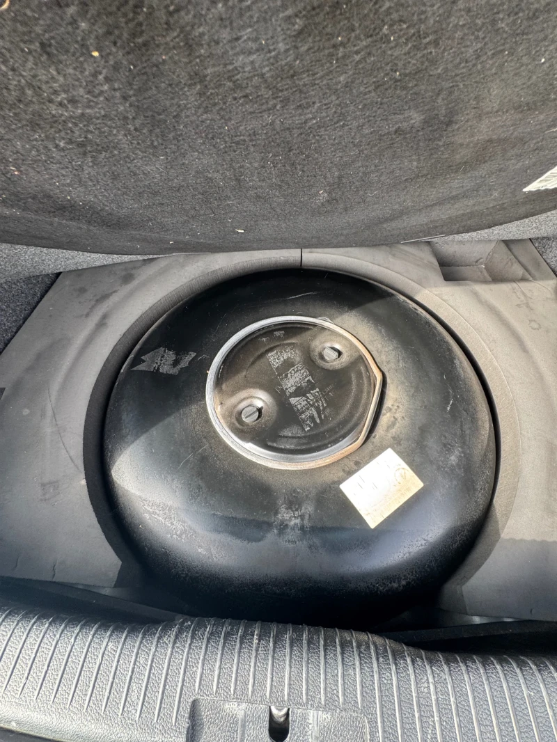 VW Golf 1.6 102коня бензин-газ, снимка 13 - Автомобили и джипове - 53362503