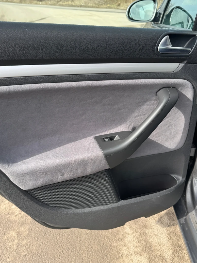 VW Golf 1.6 102коня бензин-газ, снимка 12 - Автомобили и джипове - 53362503