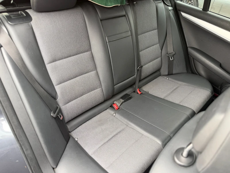 Mercedes-Benz C 320 CDI* AMG LINE* SWISS, снимка 12 - Автомобили и джипове - 53565866