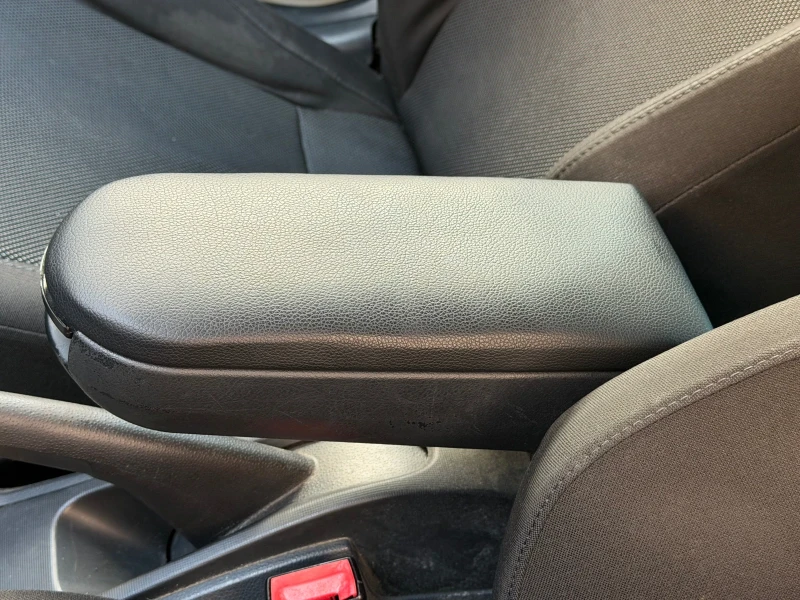 Seat Ibiza FACELIFT , снимка 17 - Автомобили и джипове - 53581833