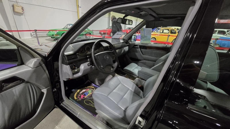 Mercedes-Benz E 420 W124, V8, M119, AUTOMATIC, снимка 9 - Автомобили и джипове - 53586689