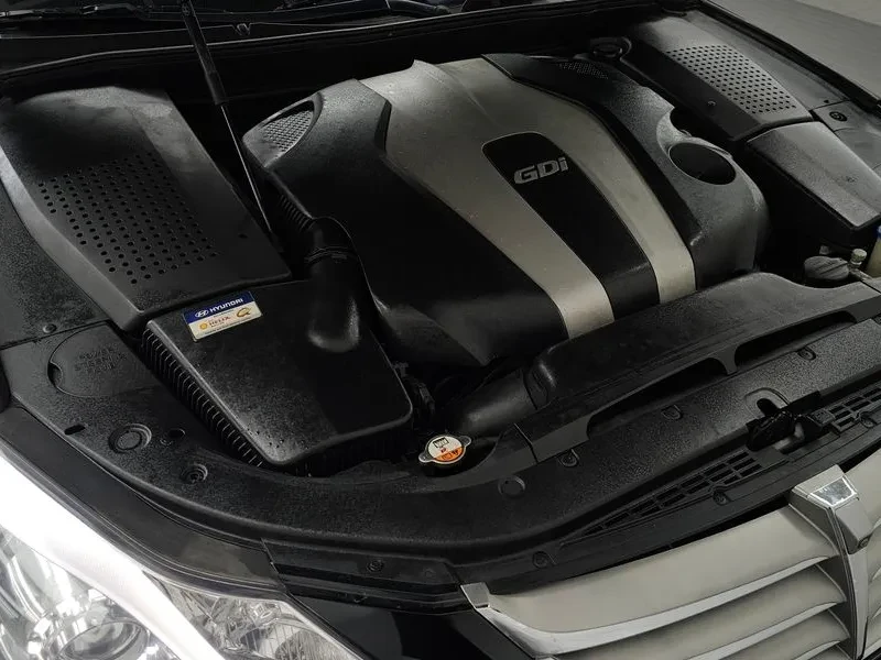 Hyundai Genesis 3.3, снимка 6 - Автомобили и джипове - 54615981