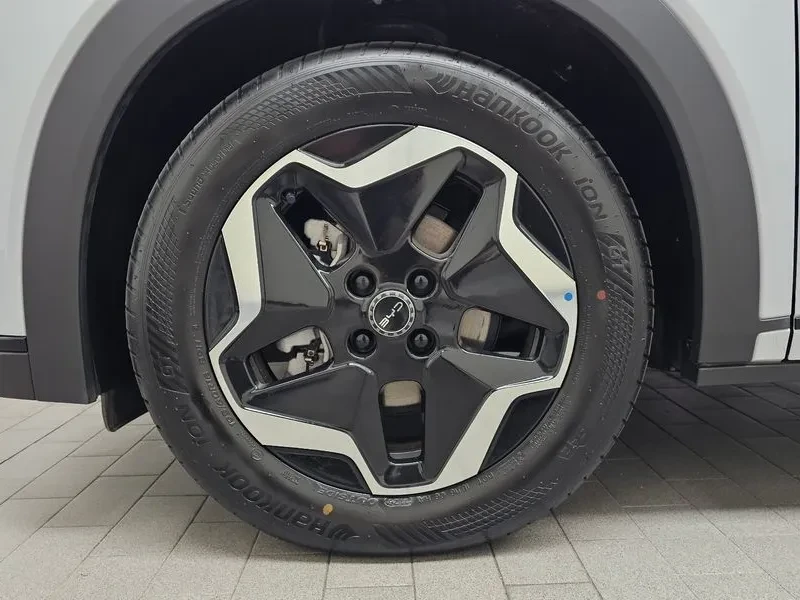 BYD Dolphin BASS DISTRONIC| ��������| �������| 360 ������ | Mobile.bg � ����������� 4