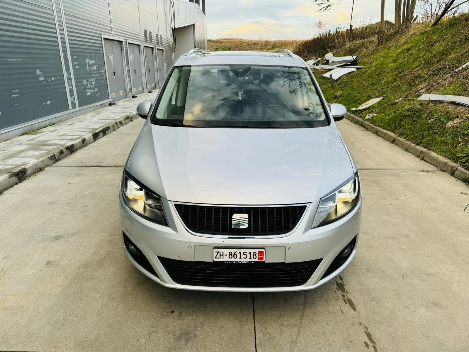 Seat Alhambra 2.0TDi CH DSG - изображение 3