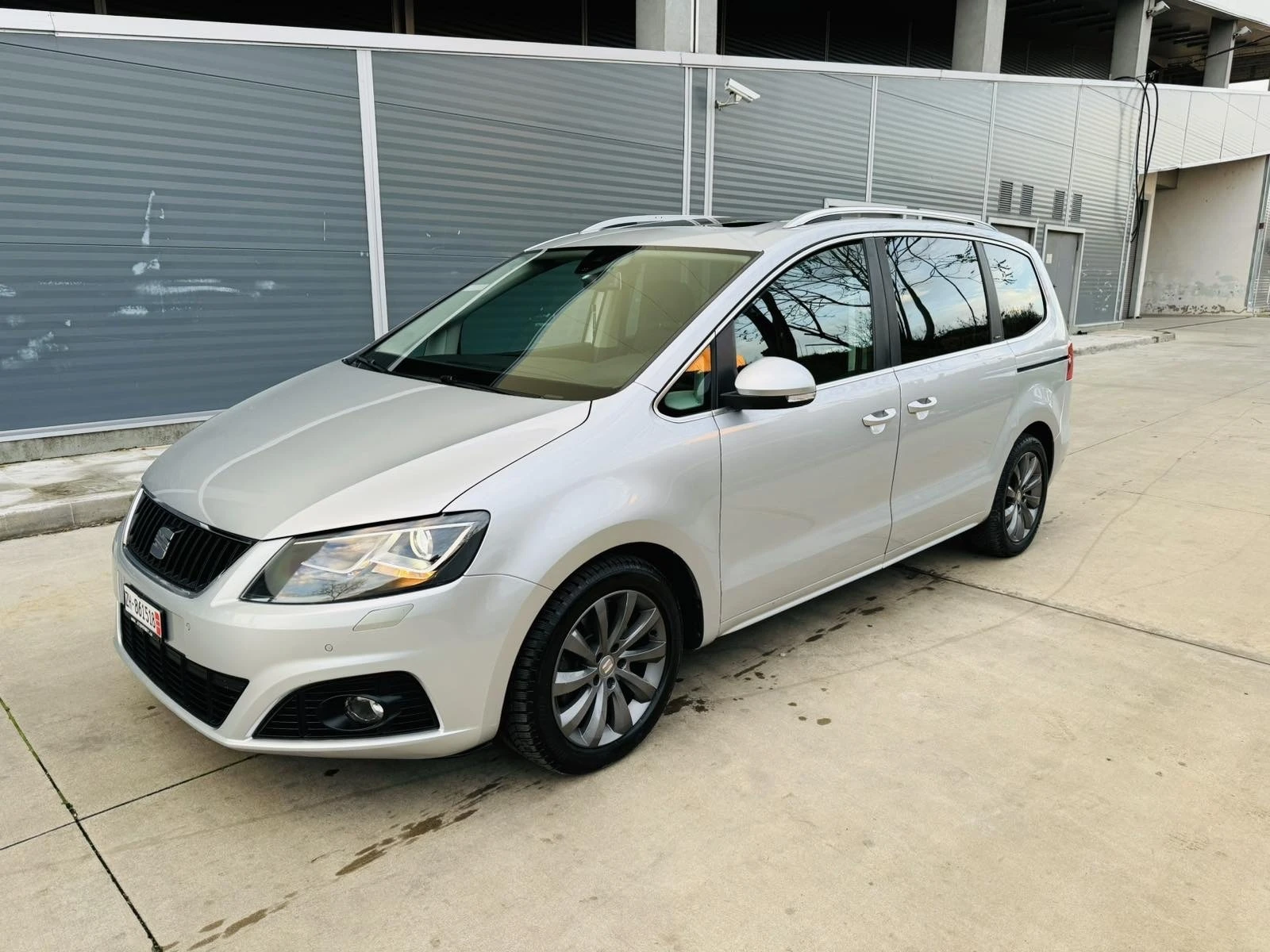 Seat Alhambra 2.0TDi CH DSG - изображение 2