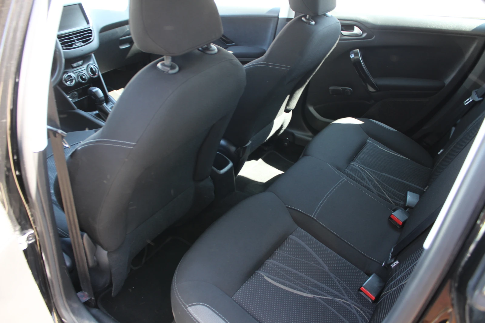 Peugeot 208 1.4i LPG ITALIA | Mobile.bg   15