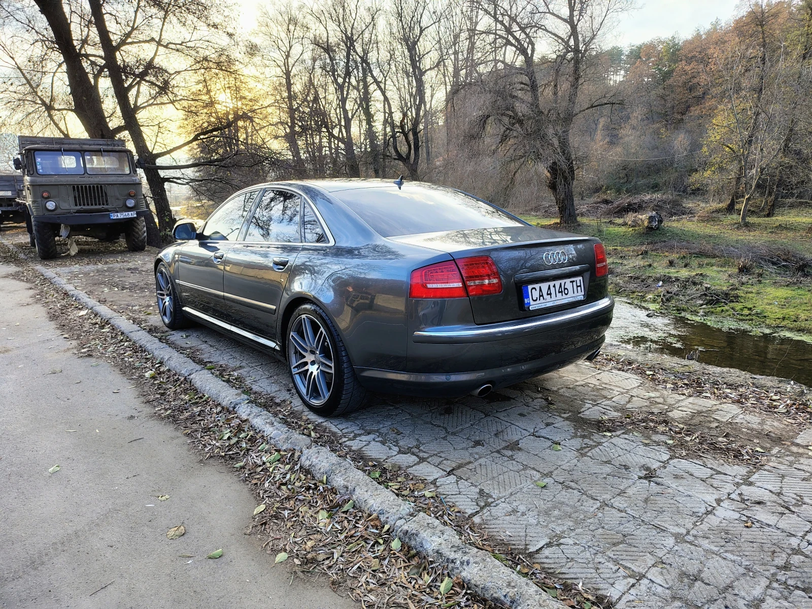 Audi A8  - изображение 2