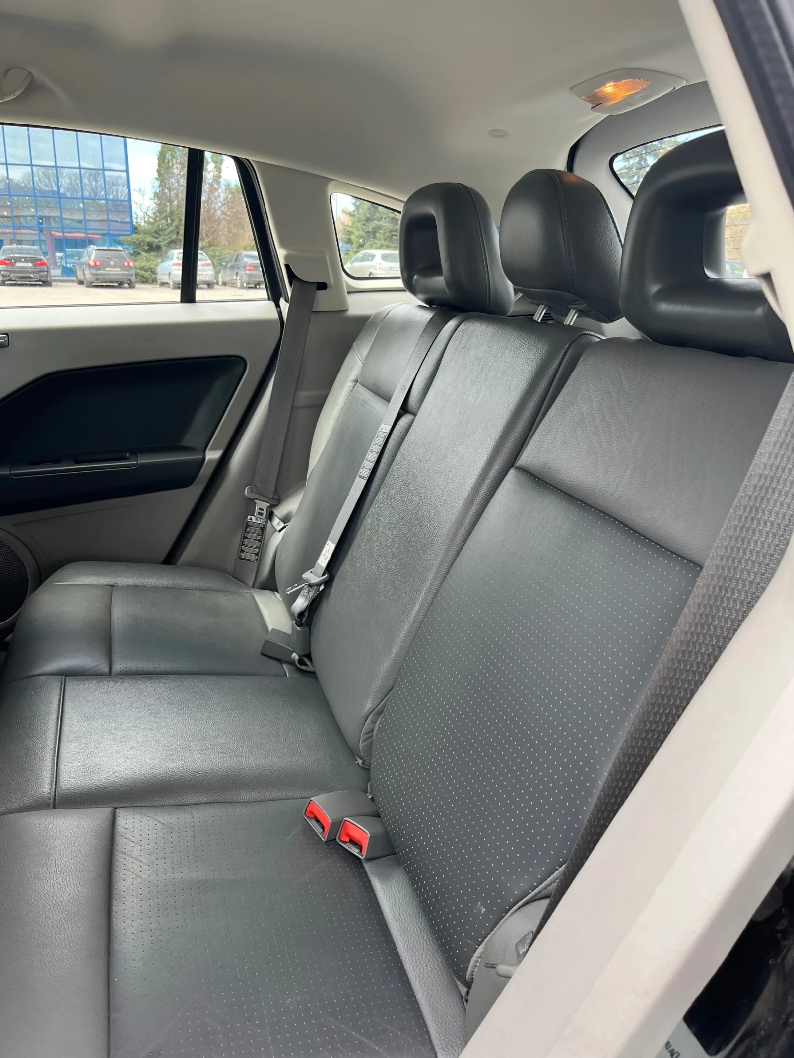 Dodge Caliber SXT - изображение 5