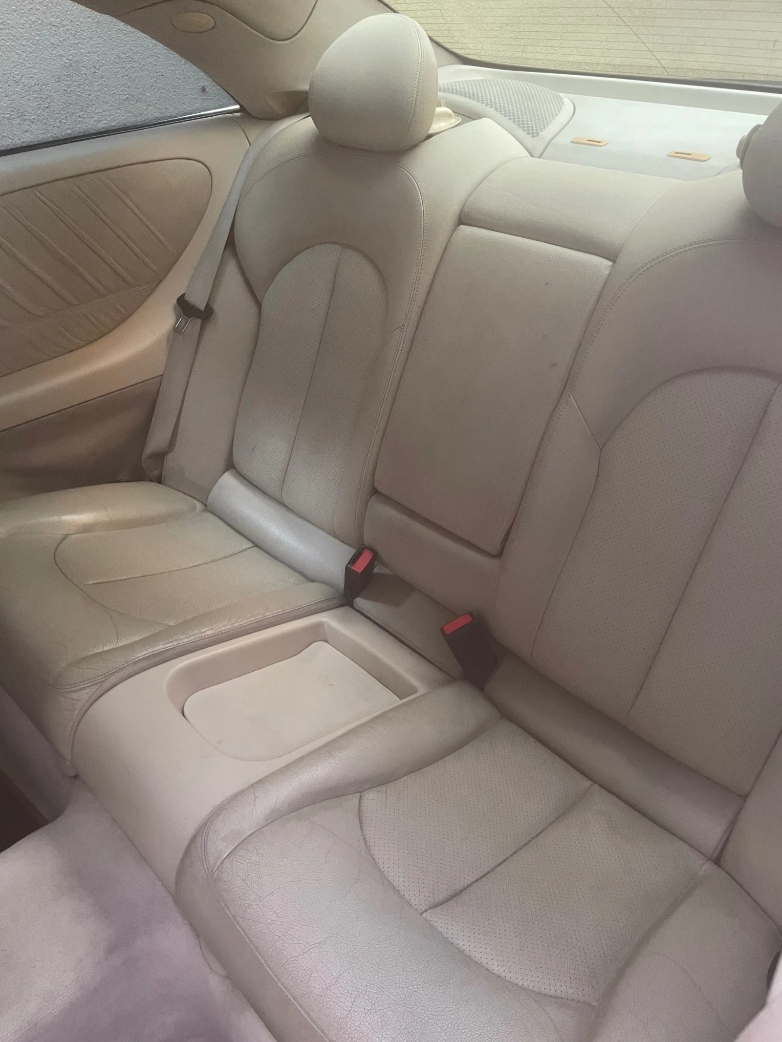 Mercedes-Benz CLK 270 CDI ръчни скорости * УНИКАТ*  - изображение 4