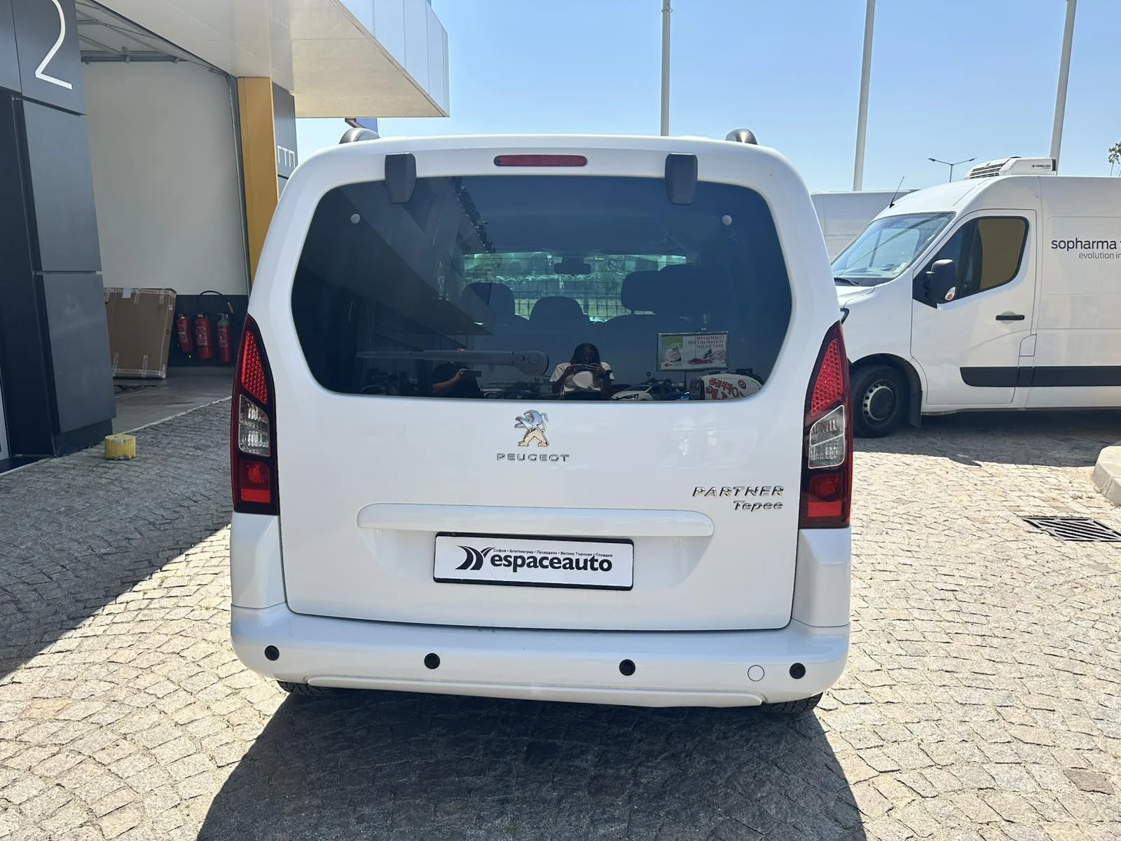 Peugeot Partner 1.6HDI 4+ 1(места) N1 - изображение 6