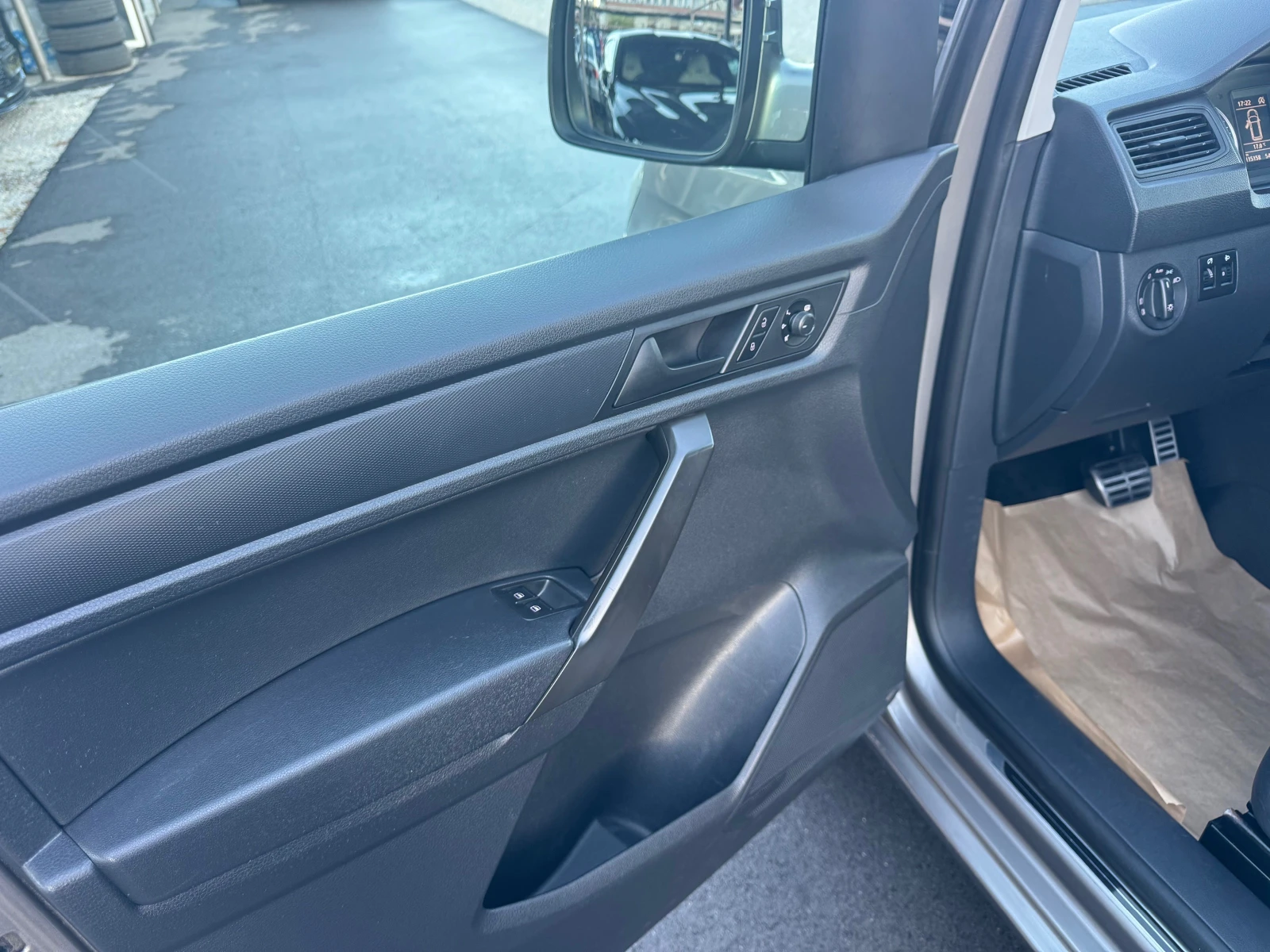 VW Caddy 2.0 TDI 4MOTION DSG Highline  | Mobile.bg   13