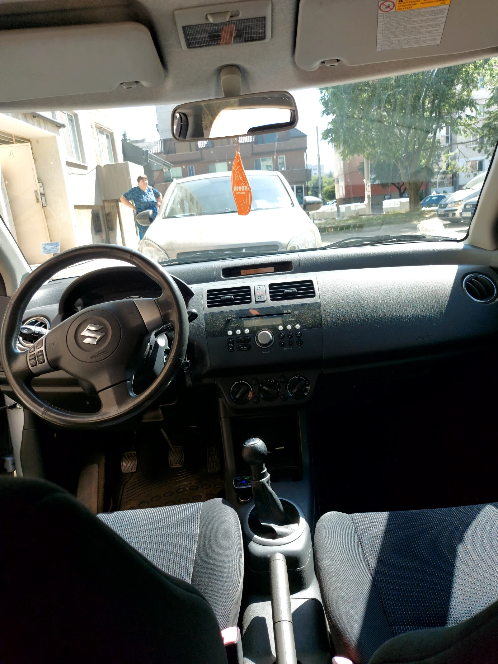 Suzuki Swift 1.3бензин 4х4  - изображение 8