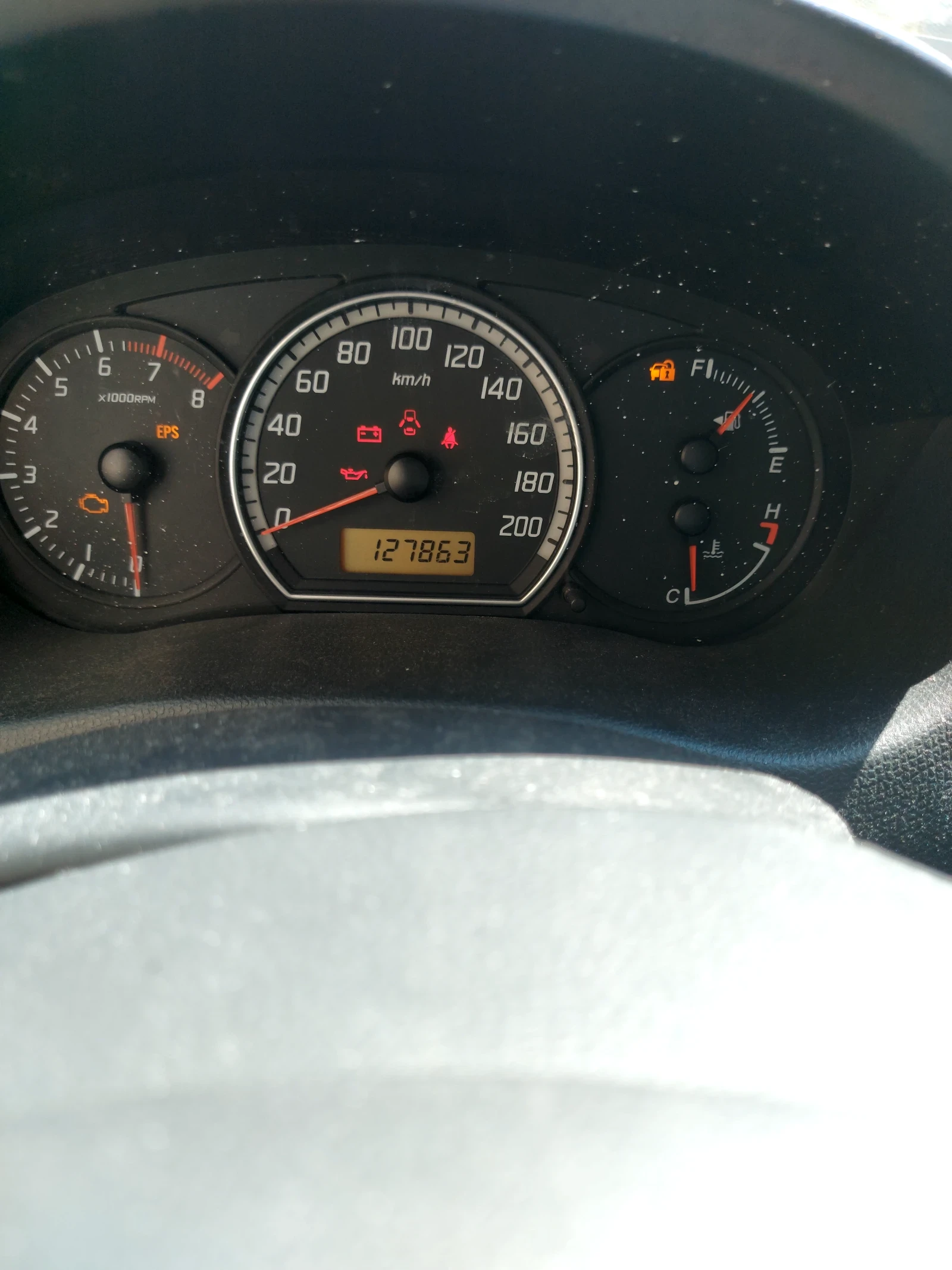 Suzuki Swift 1.3бензин 4х4  - изображение 5