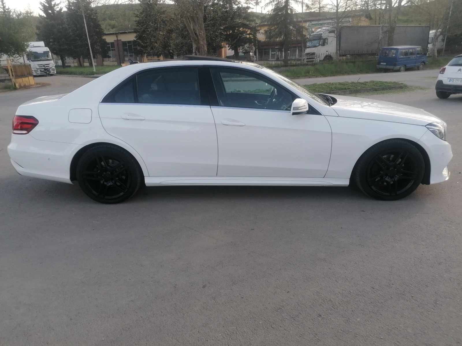 Mercedes-Benz E 220 * 170* NAVI* PDC* CAM* PANO* LED* F1* AMG* FACE - изображение 5