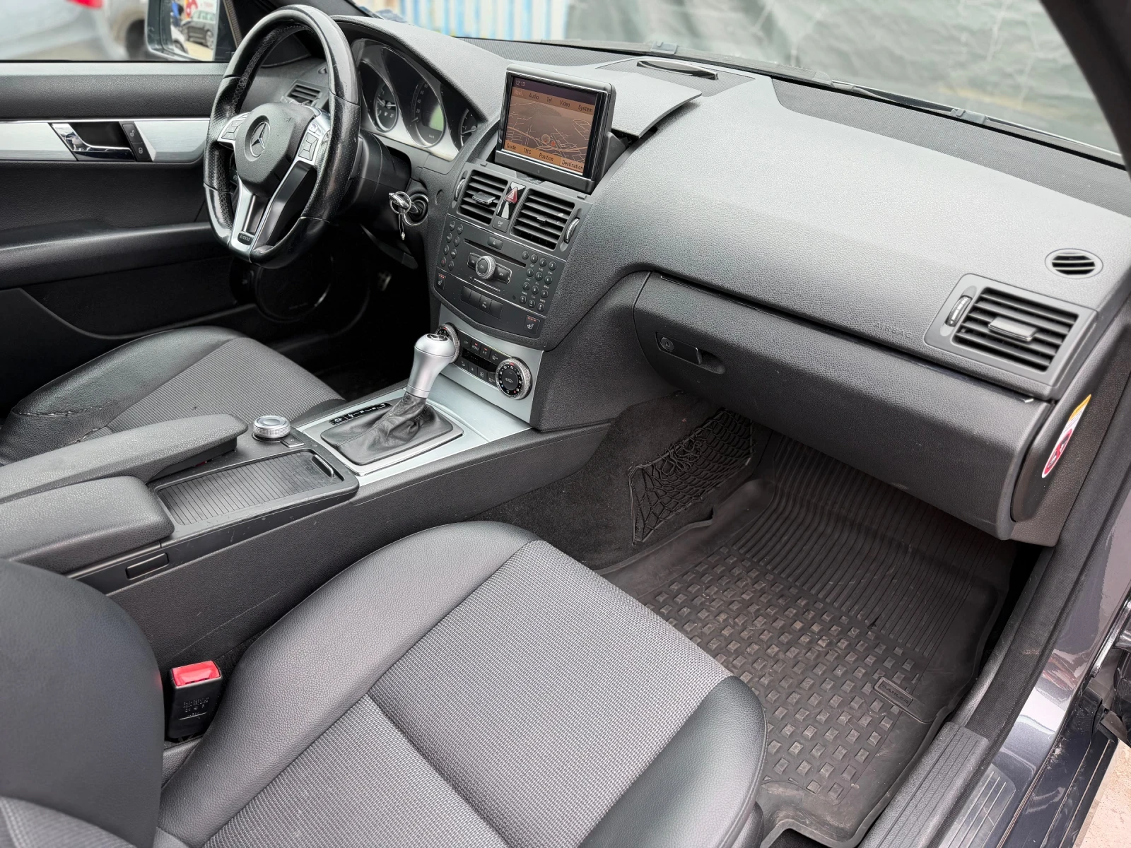 Mercedes-Benz C 320 CDI* AMG LINE* SWISS - изображение 10