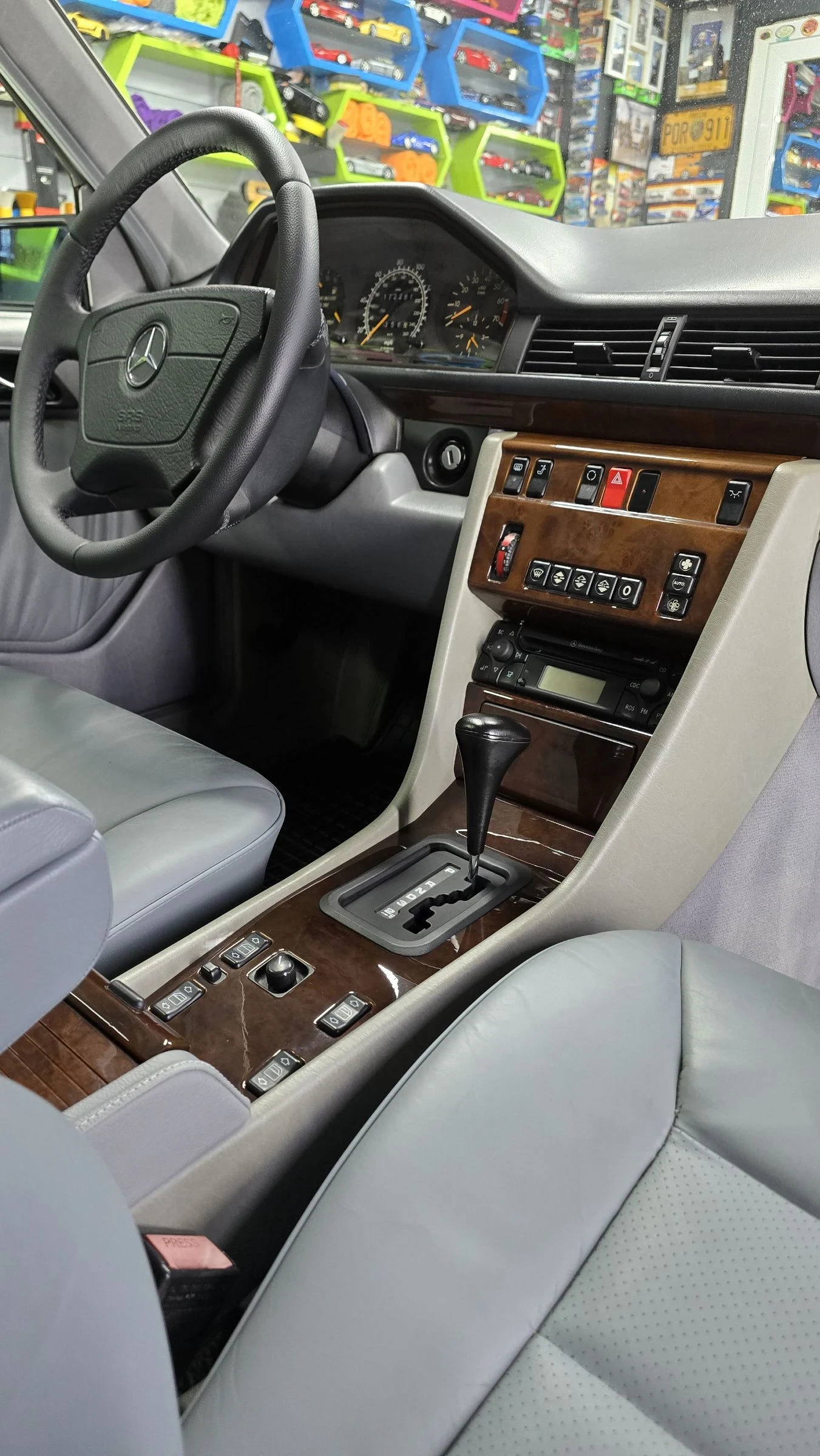 Mercedes-Benz E 420 W124, V8, M119, AUTOMATIC | Mobile.bg � ����������� 16