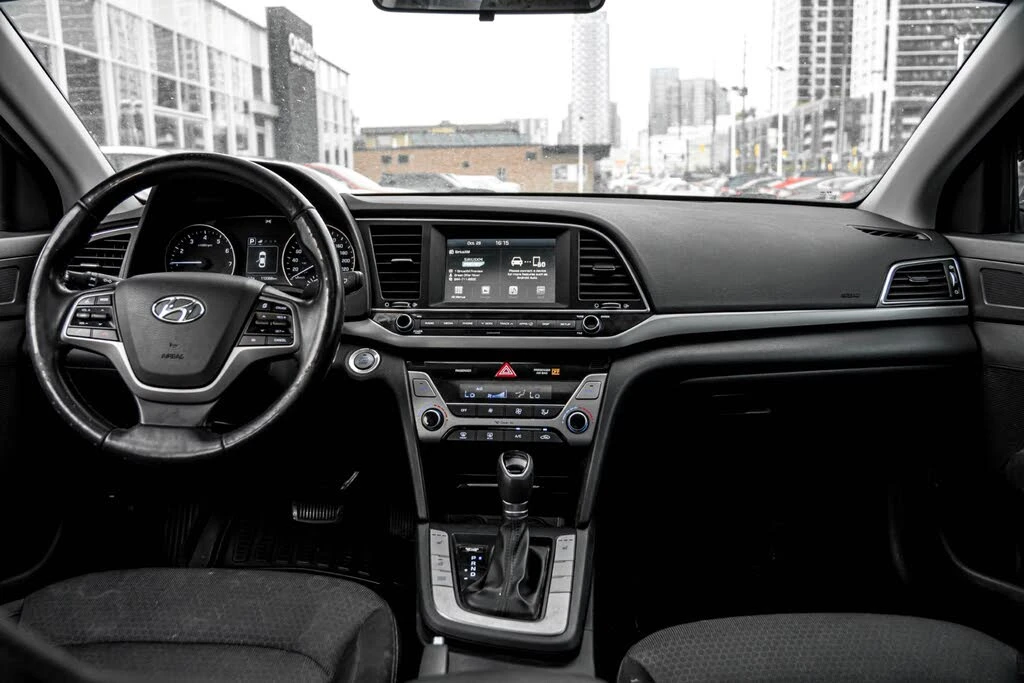 Hyundai Elantra * ���������� * (���� �� ��) | Mobile.bg � ����������� 8
