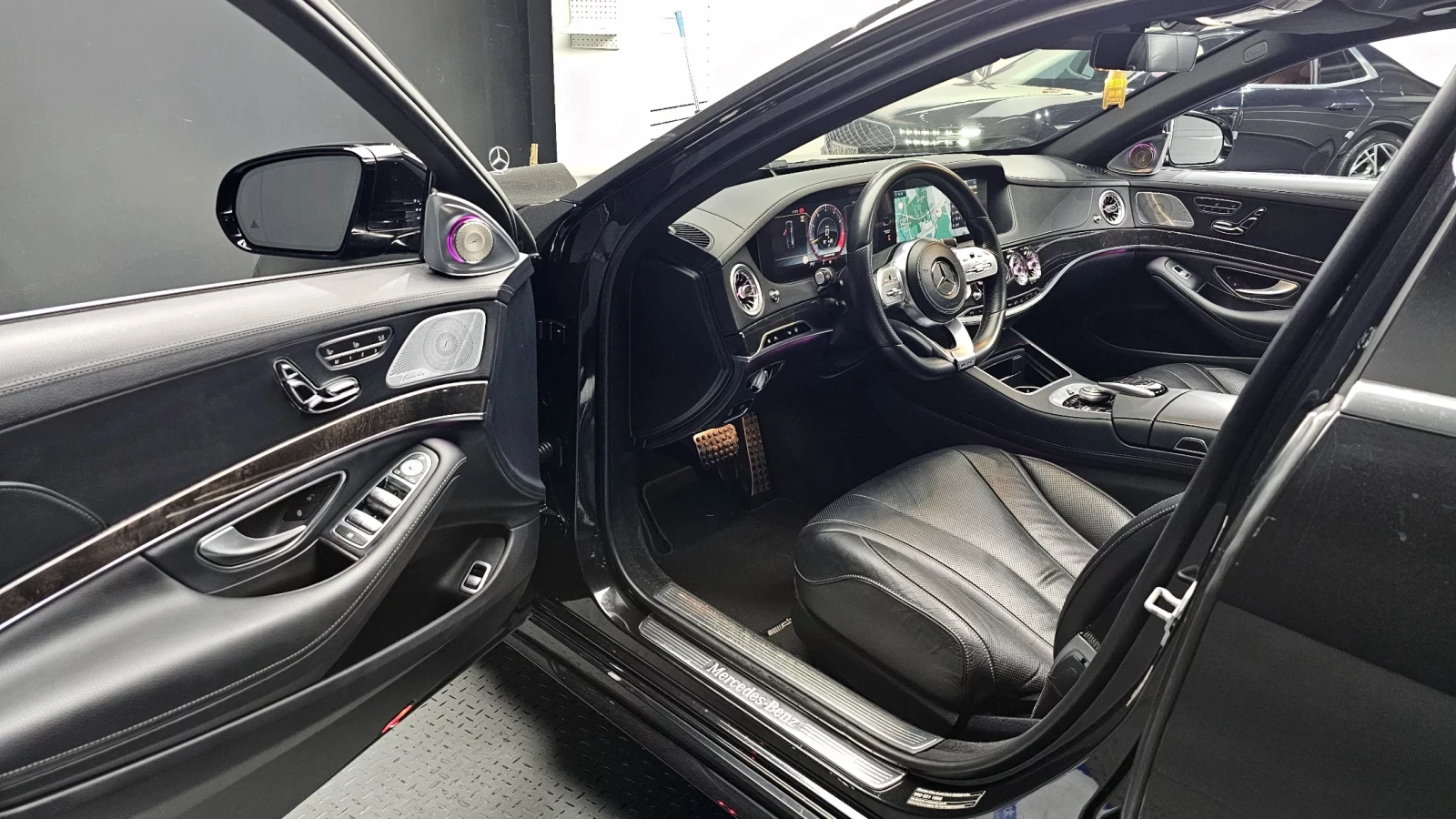 Mercedes-Benz S 350 2018* FACELIFT* BURMASTER* HEAD-UP* ОБДУХ* КРАЙНА , снимка 10 - Автомобили и джипове - 54168659