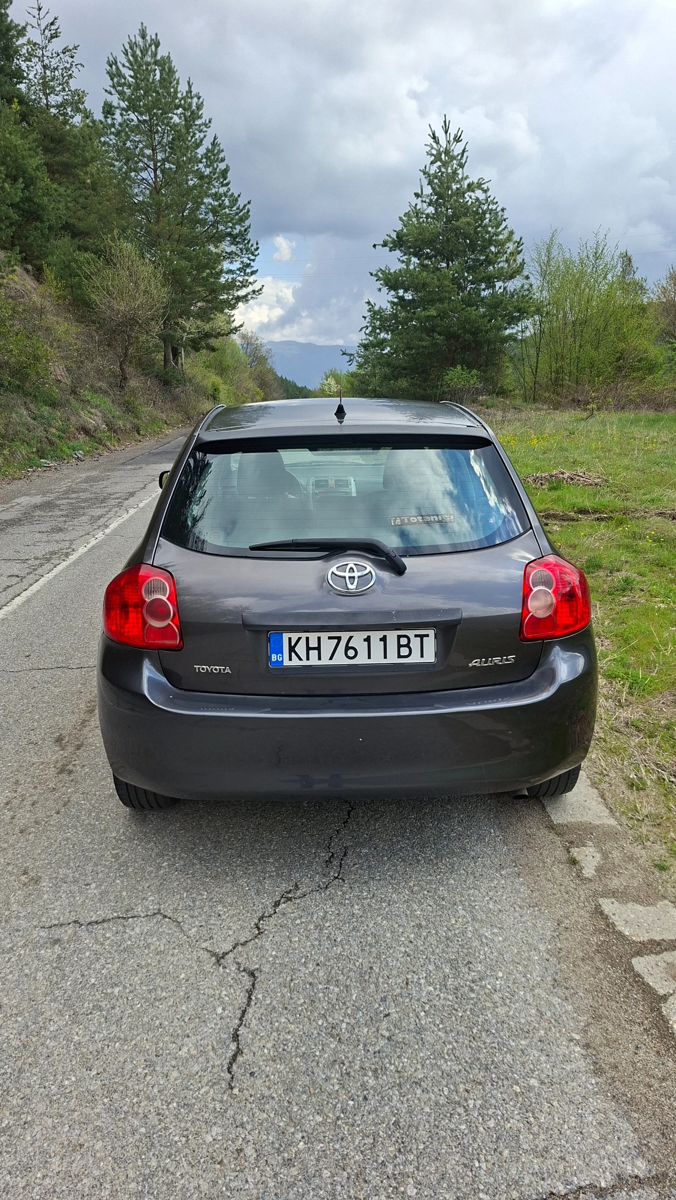 Toyota Auris, снимка 3 - Автомобили и джипове - 54316320